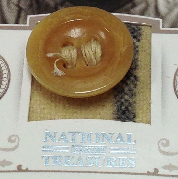 panini-america-2012-national-treasures-baseball-buttons-main.jpg