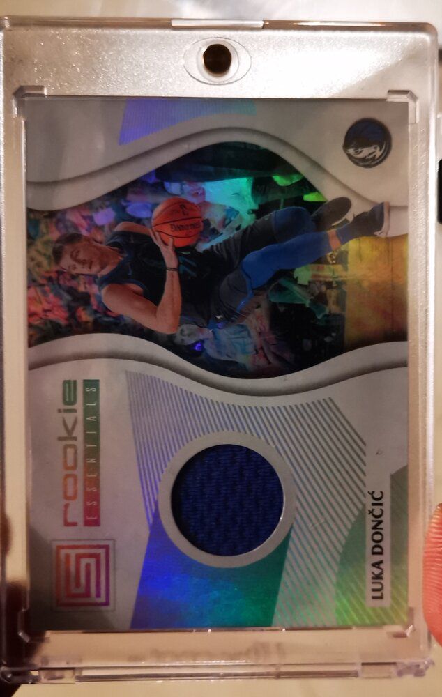 2018 status rookie essentials luka doncic.jpg