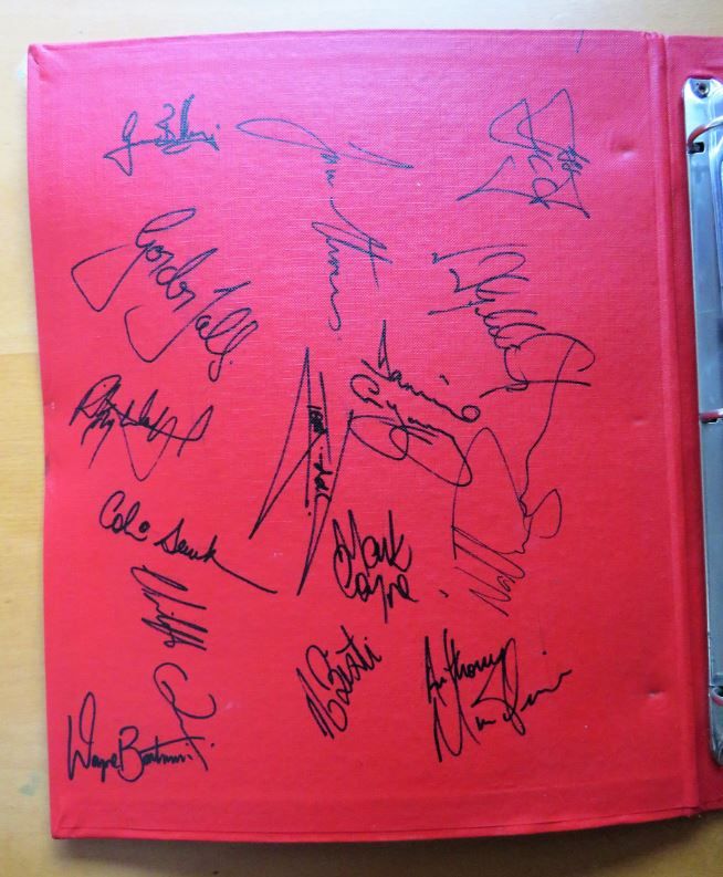 Dragons signatures.JPG