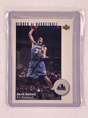 Insert - Heroes of Basketball - Upper Deck Authentics - 2002-03 - Kevin Garnett.jpg