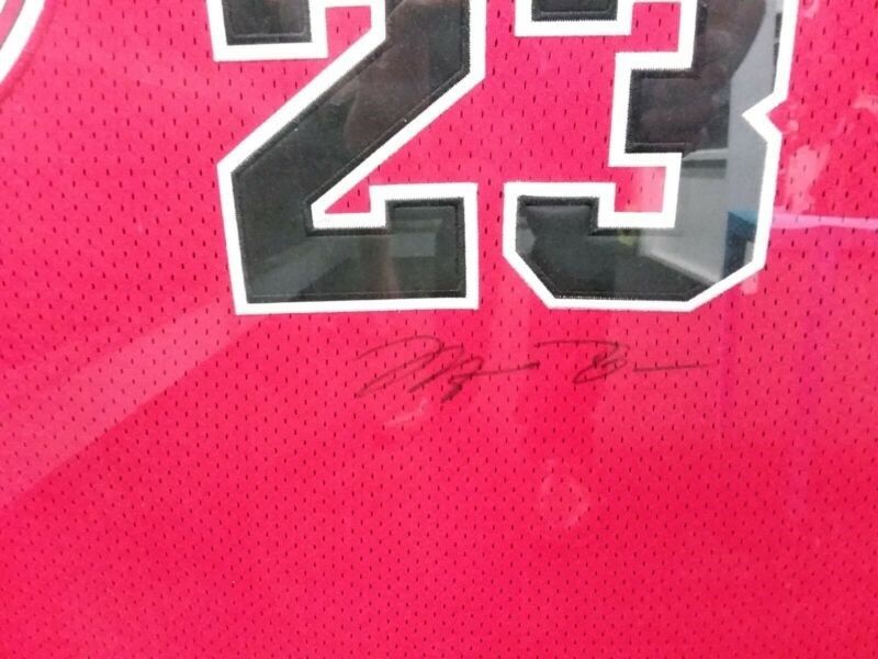 MJ auto.jpg