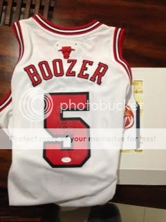 boozer%20jersey_zps314bjkci.png